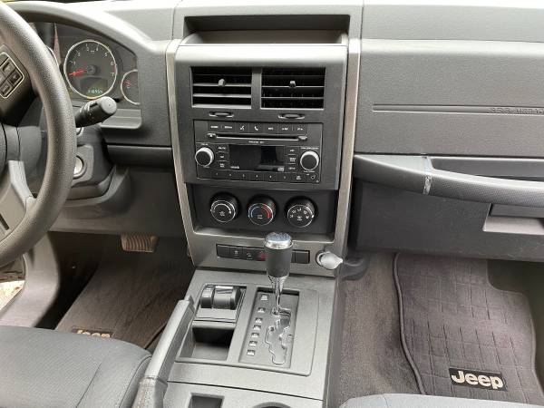 2011 Jeep Liberty 4x4 for sale in East Haddam, CT – photo 2