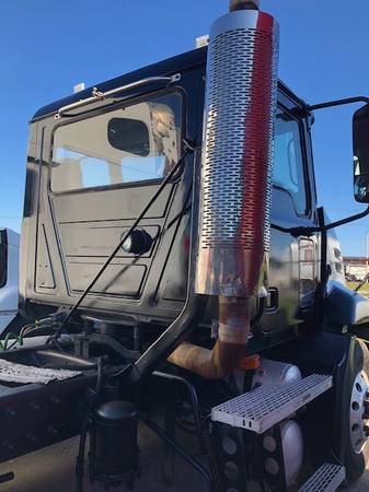 2003 Mack Vision Day Cab - - by dealer - vehicle for sale in TAMPA, FL – photo 3