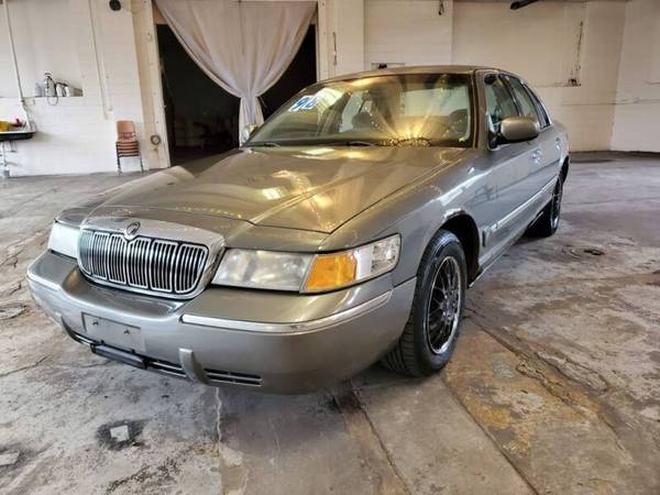 1998 MERCURY GRAND MARQUIS GS - - by dealer - vehicle for sale in Pekin, IL – photo 16