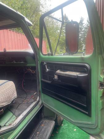 1973 Ford F600 Dump price reduced must go for sale in Dublin, PA – photo 7