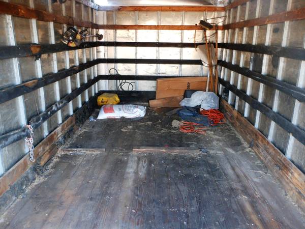 2006 Isuzu NPR 14 One-Ton Diesel Box Truck - - by for sale in Fort Worth, TX – photo 5