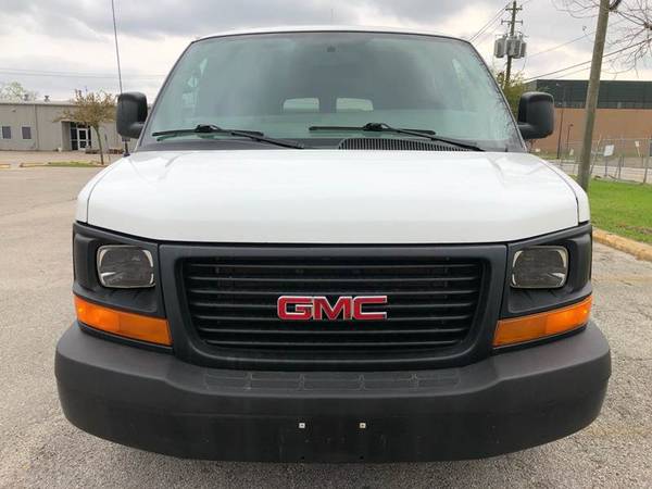 **2015*GMC SAVANA PASSANGER0 3500*6.0L V8*EXTENDED*LEATHER*CLEAN TITLE for sale in Houston, TX – photo 2