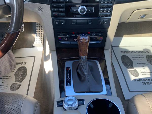 2011 Mercedes E550 coupe Always serviced by Dealer AMG Sport package for sale in Jeffersonville, KY – photo 17