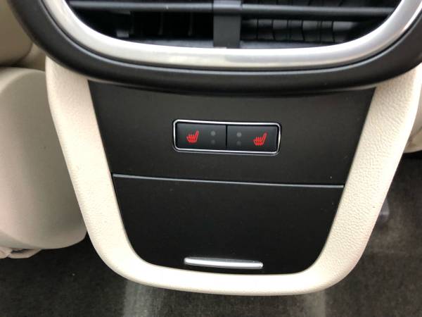 2016 Lincoln MKX Reserve AWD - Pano Moonroof - Navigation - Rear TV... for sale in binghamton, NY – photo 15