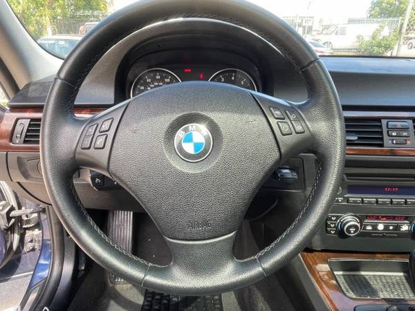 2011 BMW 3 Series 4dr Sdn 328i RWD - - by dealer for sale in Houston, TX – photo 17