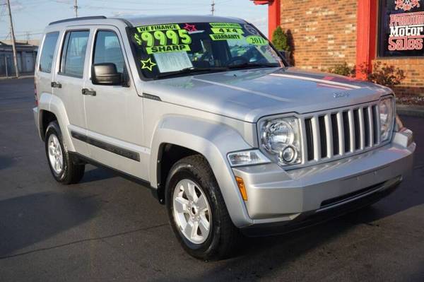 2011 JEEP LIBERTY SPORT LOW MILES 4X4 CLEAN CARFAX - cars for sale in Louisville, KY