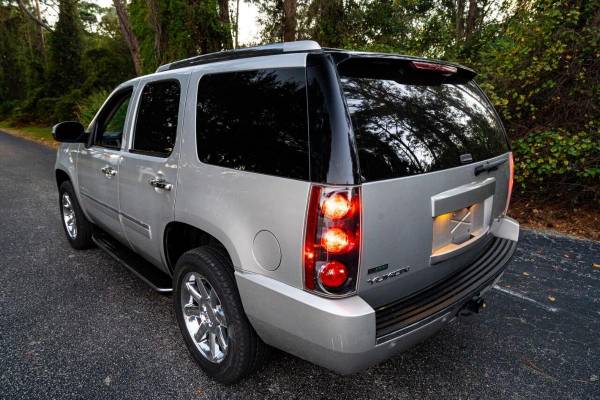 2011 GMC Yukon Denali 4x2 4dr SUV - CALL or TEXT TODAY! - cars & for sale in Sarasota, FL – photo 4