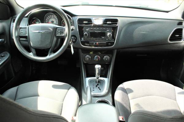 Great Deal for 2013 CHRYSLER 200 for only for sale in Arlington, TX – photo 4