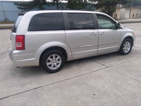 2010 Chrysler Town & country for $2500 for sale in Austell, GA – photo 2