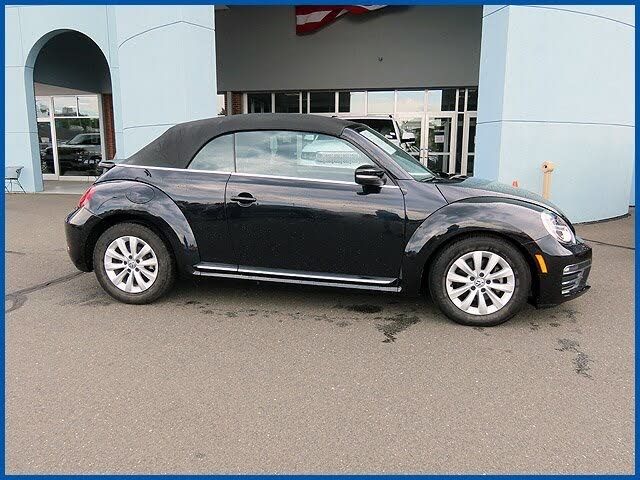 2018 Volkswagen Beetle 2.0T S Convertible FWD for sale in New Britain, CT – photo 2