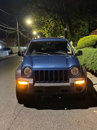 2003 Jeep Liberty sport 4x4 - cars & trucks - by owner - vehicle... for sale in STATEN ISLAND, NY – photo 8