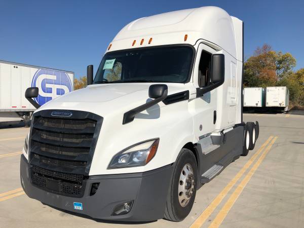 2018 Freightliner Cascadia (399k miles) Unit 18232 for sale in Joliet, IL – photo 2
