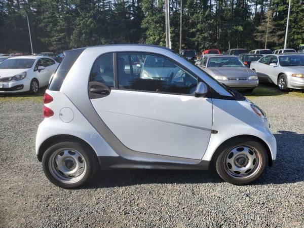 2013 SMART FORTWO PURE ~!FINANCING AVAILABLE!~ - cars & trucks - by... for sale in Spanaway, WA