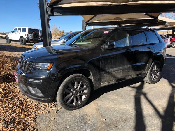 2018 Jeep Grand Cherokee High Altitude 4WD V6 fully loaded 9k miles... for sale in Denver , CO