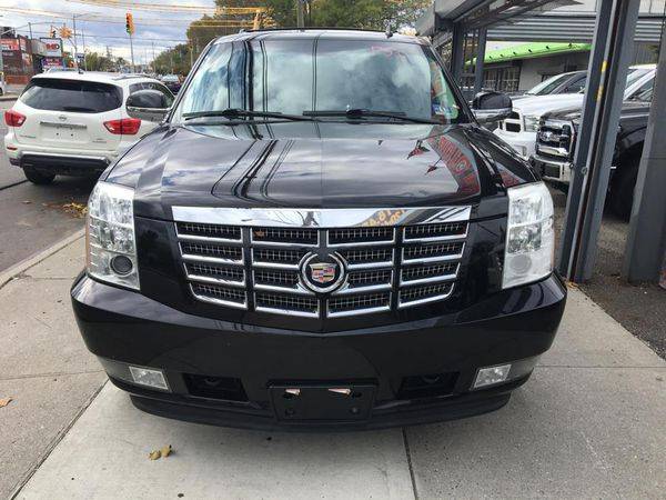 2011 Cadillac Escalade AWD 4dr TOURING Guaranteed Credit Approval! for sale in Brooklyn, NY – photo 2