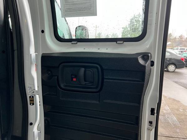 2019 Chevrolet Express 2500 Chevy Work Van Cargo Van for sale in Milwaukie, OR – photo 13