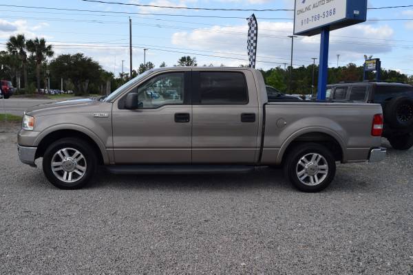 2005 Ford F-150 Super Crew Lariat *LIKE NEW* for sale in Wilmington, NC – photo 2