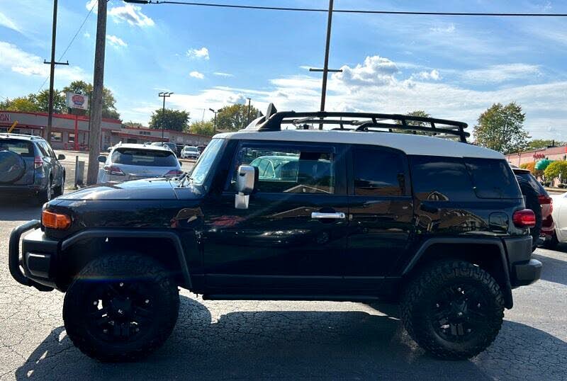2007 Toyota FJ Cruiser 4WD for sale in Highland, IN – photo 4