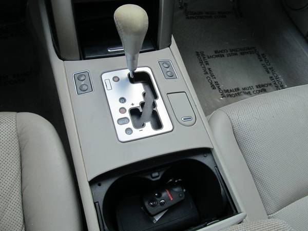 2008 *Acura* *RL* *4dr Sedan Tech Pkg* Platinum Fros for sale in Marietta, GA – photo 11