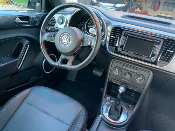 2013 VW Beetle (<50 K miles) for sale in Bloomington, IL – photo 10