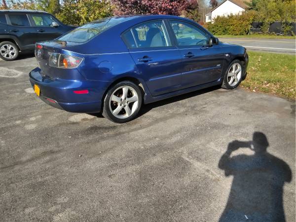 Nice looking blue 05 mazda 3 - cars & trucks - by dealer - vehicle... for sale in Newburgh, NY – photo 4