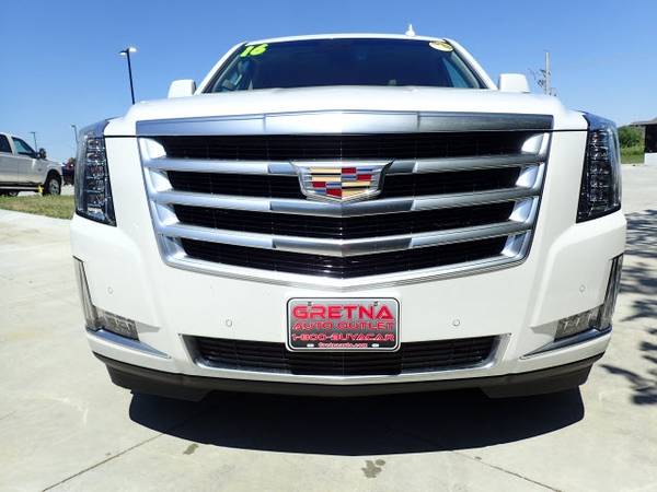 2016 Cadillac Escalade 4X4 Luxury Collection 4dr SUV, White for sale in Gretna, NE – photo 3