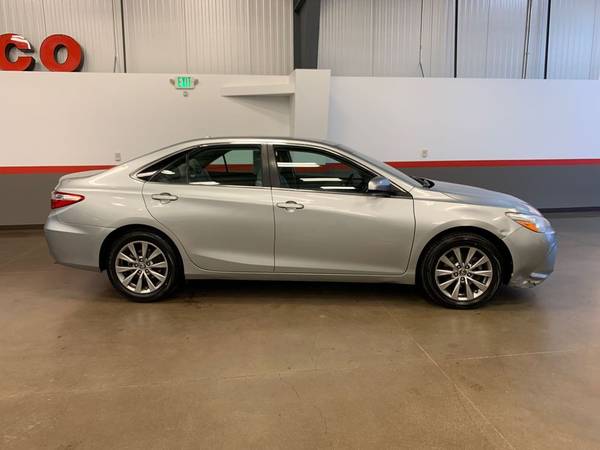 2016 Toyota Camry XLE 82000 MILES 3000 under book for sale in Longmont, CO – photo 3