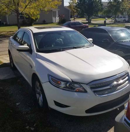 2011 ford taurus for sale in Brice, OH