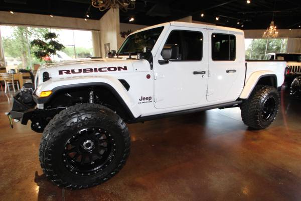 2020 Jeep Gladiator Rubicon Truck 4x4 w/ OUTLAW OFF-ROAD LIFT PACKAGE for sale in Scottsdale, AZ – photo 2