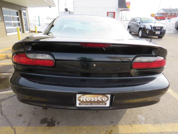 1994 Chevrolet Camaro Coupe - - by dealer - vehicle for sale in Cedar Rapids, IA – photo 5