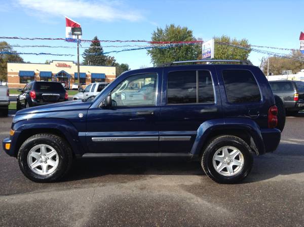 2006 Jeep Liberty CRD Limited for sale in Cambridge, MN – photo 2