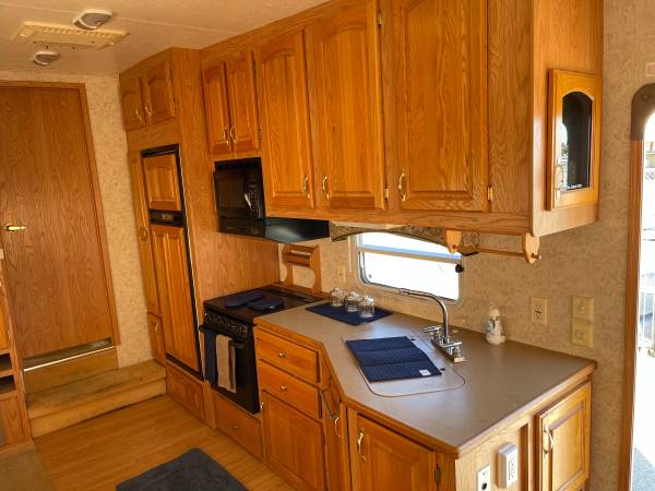 2005 jayco designer for sale in Columbus, OH – photo 10