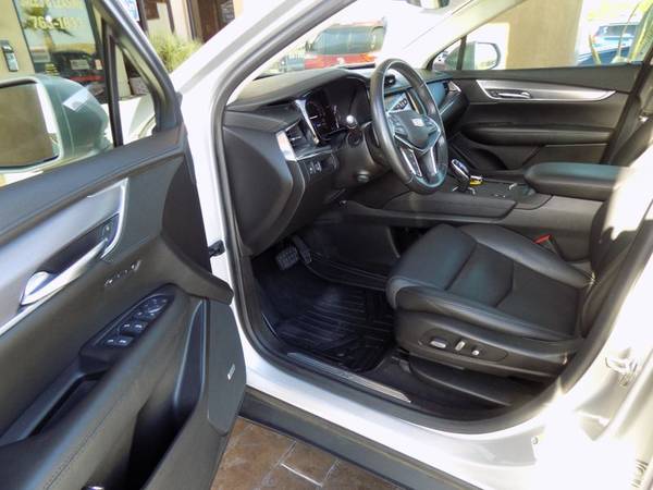 2019 Cadillac XT5 Premium Luxury FWD - - by for sale in Bullhead City, AZ – photo 10