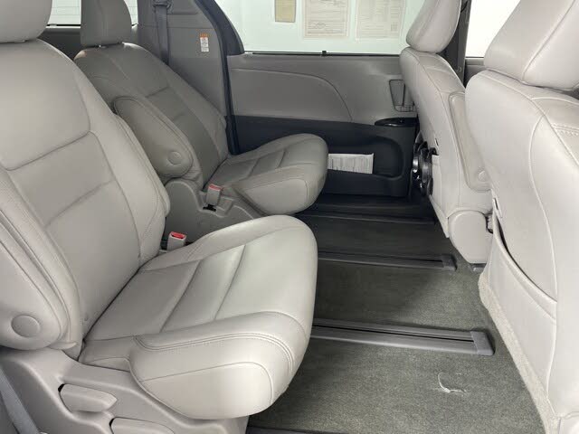 2017 Toyota Sienna Limited Premium 7-Passenger AWD for sale in West Chester, PA – photo 14