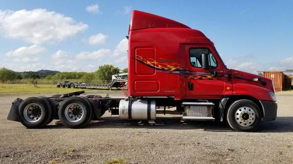 2014 Freightliner Cascadia T/A Sleeper RTR# 9103586-01 for sale in Boerne, TX – photo 4