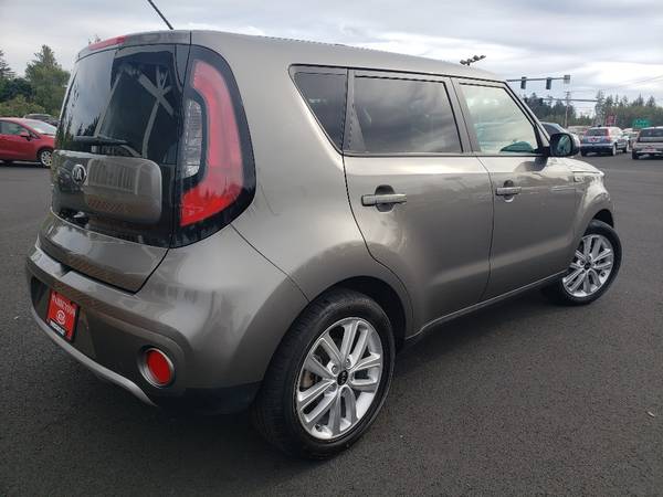2018 KIA SOUL + 4D AT 4CYL for sale in Warrenton, OR – photo 5