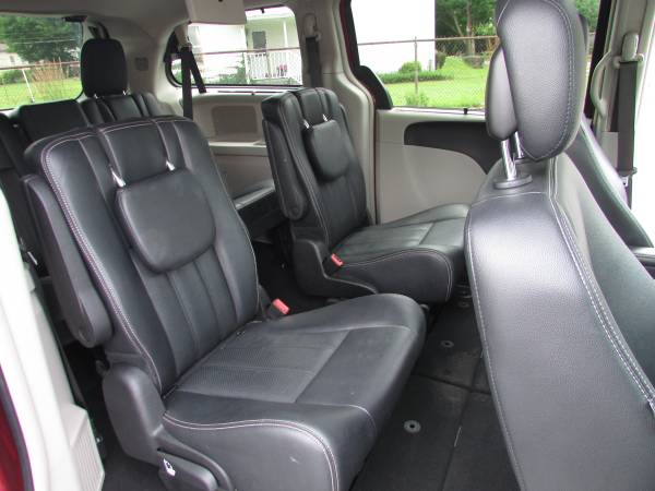 2016 CHRYSLER TOWN N COUNTRY TOURING L for sale in Galion, OH – photo 20