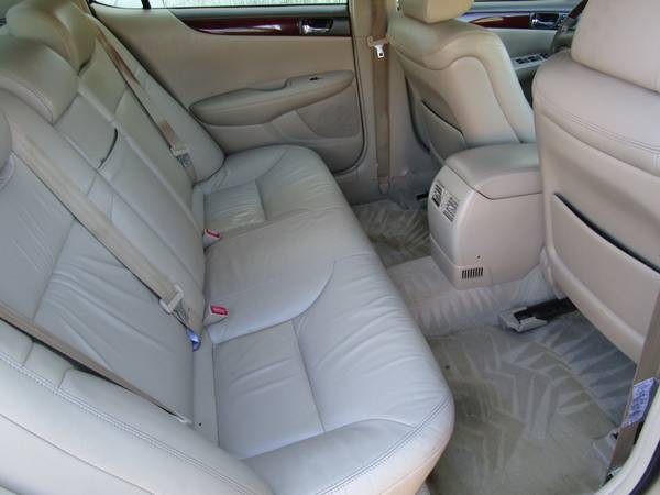 Lexus ES300 serviced Clean title - - by dealer for sale in Austin, TX – photo 17