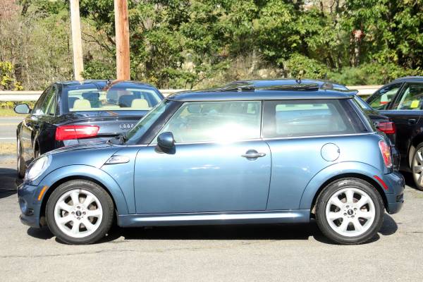 2010 MINI Cooper - automatic, panoroof, aero package, we finance for sale in Middleton, MA – photo 5