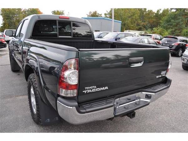 2009 Toyota Tacoma truck V6 4x4 4dr Double Cab 6.1 ft. SB 5A for sale in Hooksett, NH – photo 14