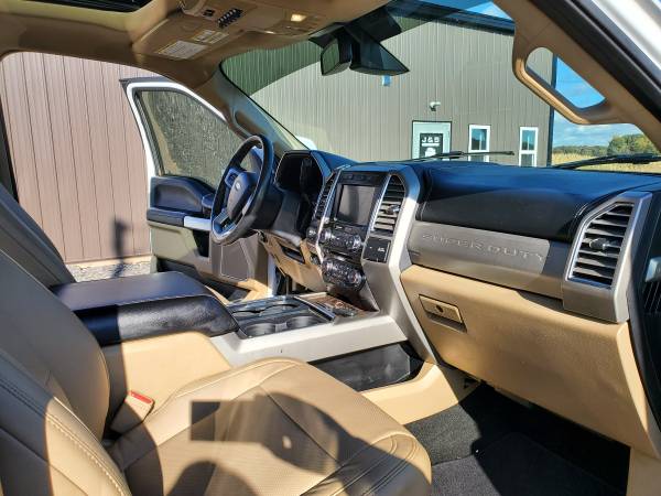 2017 FORD F250 LARIAT 4X4 FX4 6.7 POWERSTROKE LIFTED PANO ROOF CLEAN for sale in BLISSFIELD MI, MI – photo 17