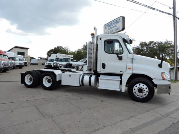 2012 FREIGHTLINER DAYCAB DD13 with for sale in Grand Prairie, TX – photo 7