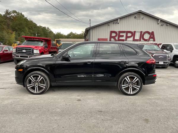 2017 Porsche Cayenne (64K Miles) - - by dealer for sale in Old Forge, PA – photo 8