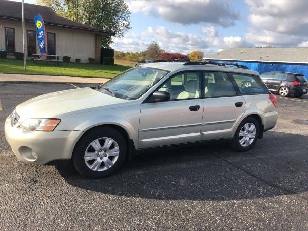 2005 SUBARU OUTBACK LEGACY - - by dealer - vehicle for sale in Coloma, MI – photo 3