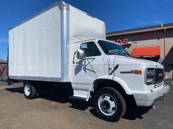 1995 GMC P30 Forward Control Chassis 4X2 Chassis for sale in Keizer , OR