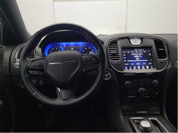 2016 Chrysler 300 300S - sedan - - by dealer - vehicle for sale in Arlington, TX – photo 22