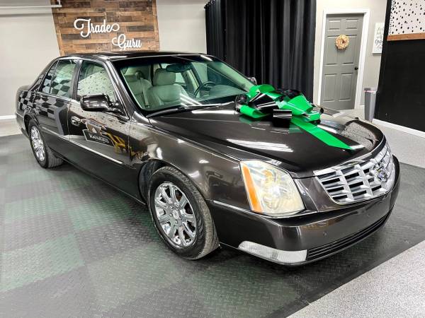 2008 Cadillac DTS 4dr Sdn w/1SC Sedan - - by dealer for sale in Venice, FL – photo 3