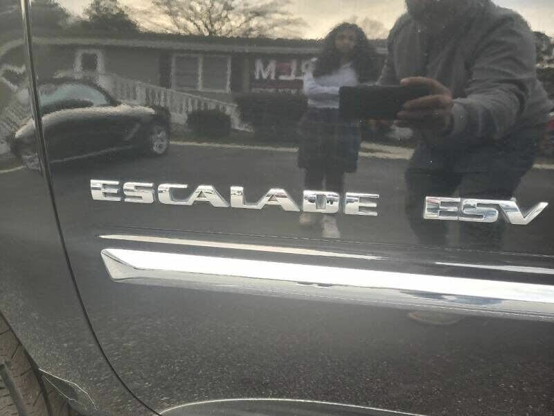 2011 Cadillac Escalade ESV RWD for sale in Grayson, GA – photo 5
