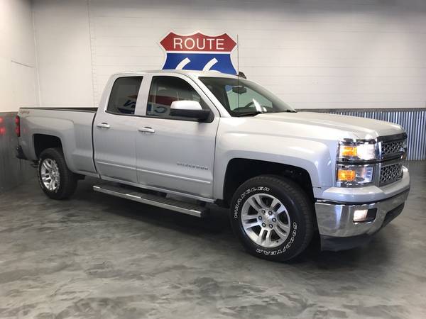 2015 CHEVROLET SILVERADO 1500 LT! 4WD DOUBLE CAB ONLY 38K MI! 1 OWNER! for sale in Norman, TX