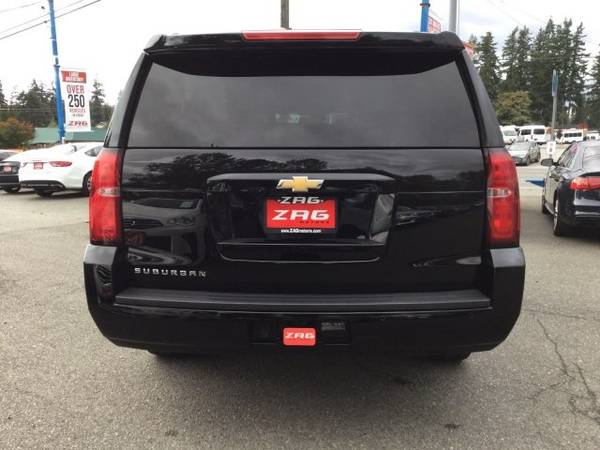 2018 Chevrolet Suburban LT for sale in Everett, WA – photo 4